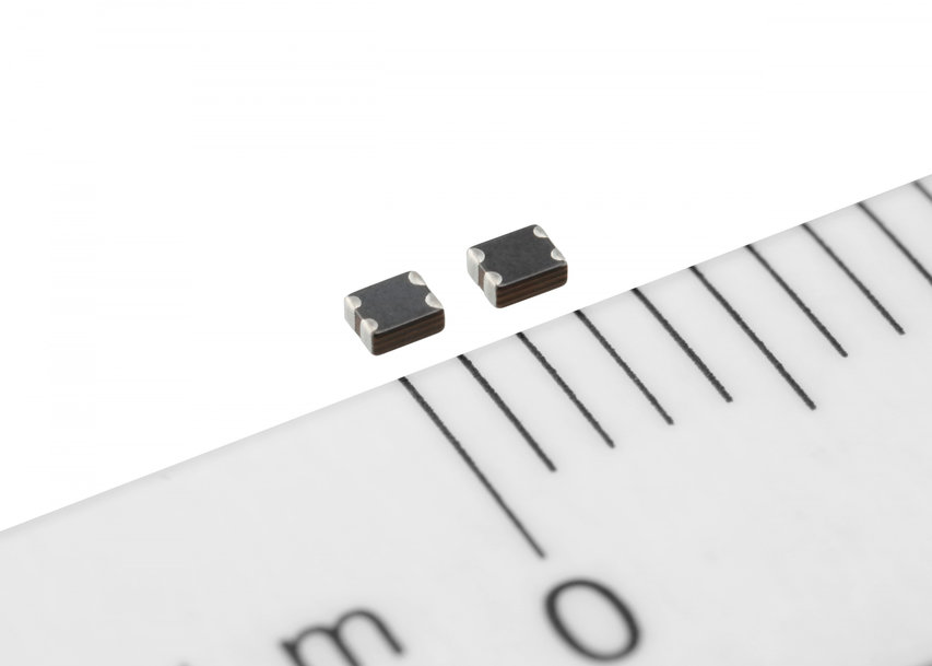 EMC components: TDK offers miniaturized common-mode filters for automotive high-speed differential transmission